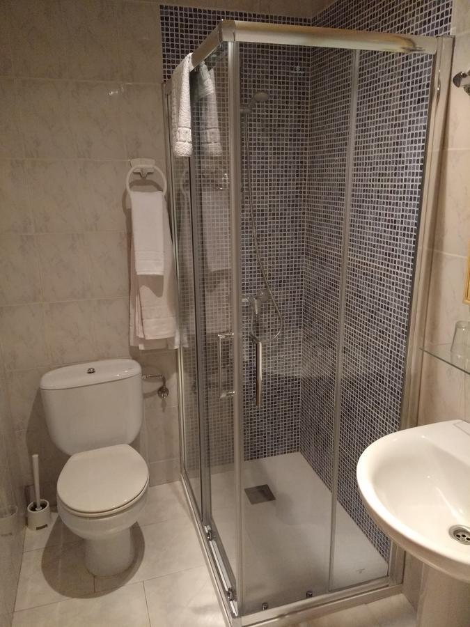 Hostal Avenida Arenas de San Pedro Extérieur photo