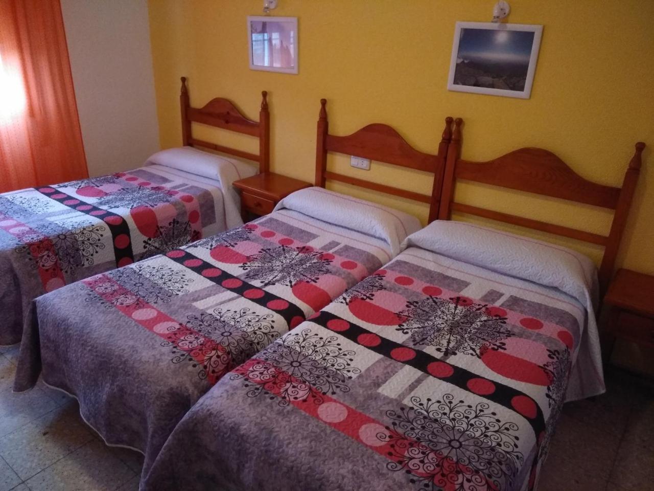 Hostal Avenida Arenas de San Pedro Extérieur photo